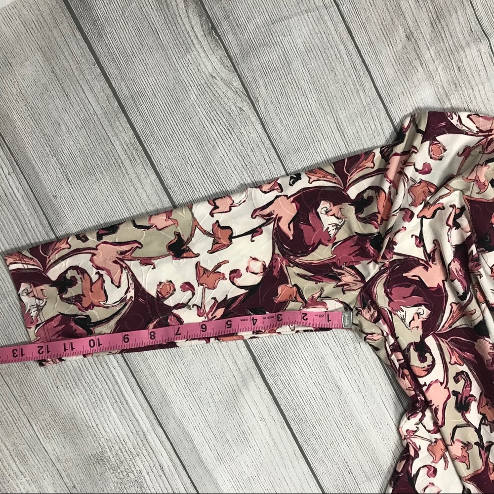 Womans 3/4 Sleeve Pull Over Top Size M - Picture 5 of 7